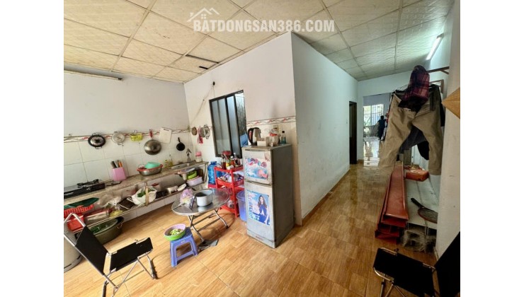 Nhà Mặt tiền SHR Đ.8m 240m2, Nở hậu – Song Hành Hóc Môn SS